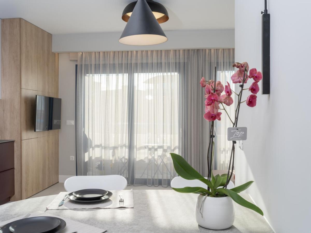 Apartment Evans Luxurious 3 *