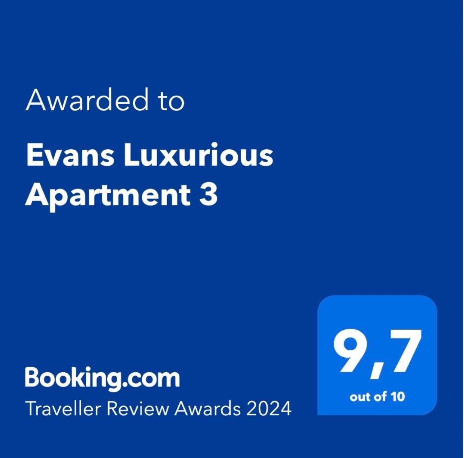 Evans Luxurious 3 Apartment *